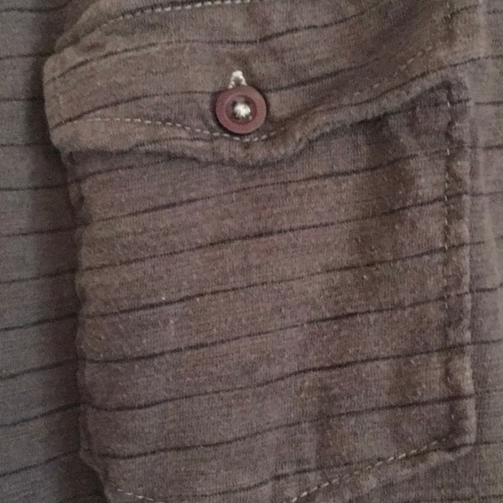 Shirt - Picture 4 of 4